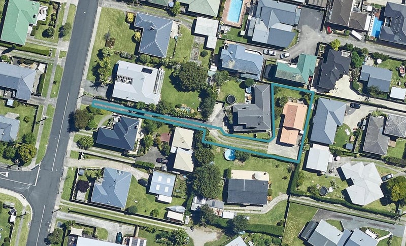 32B Goods Road, Otumoetai, Tauranga - Carousel 1