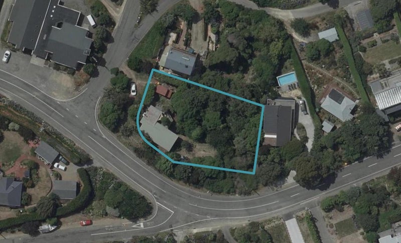 1 Te Ara Crescent, Diamond Harbour, Lyttelton - Carousel 1