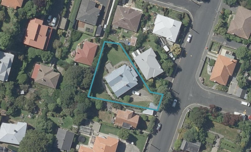 100 Glenpark Avenue, Mornington, Dunedin - Carousel 1