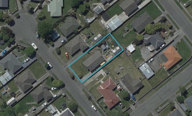 4 Dalglish Place, Hoon Hay, Christchurch - Carousel 1