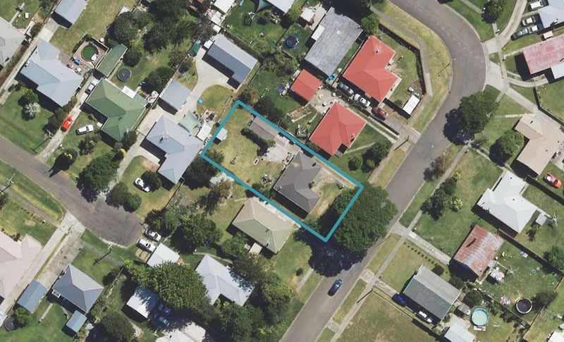 51 Daphne Street, Outer Kaiti, Gisborne - Carousel 1