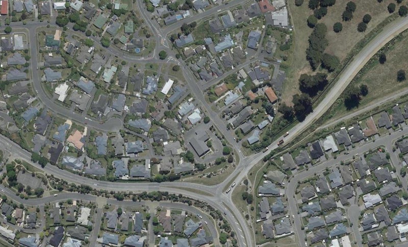 7 Waitikiri Drive, Parklands, Christchurch - Carousel 1