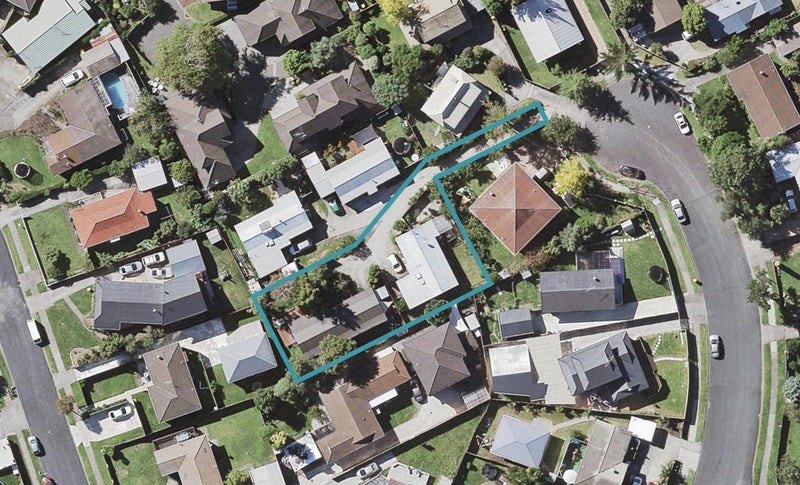 2/28 Fiesta Drive, Half Moon Bay, Auckland - Carousel 1