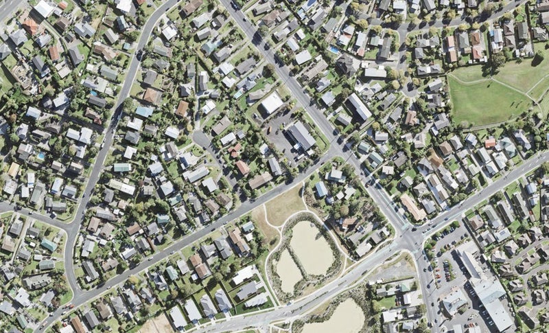 4 Albatross Road, Red Beach, Whangaparāoa - Carousel 1