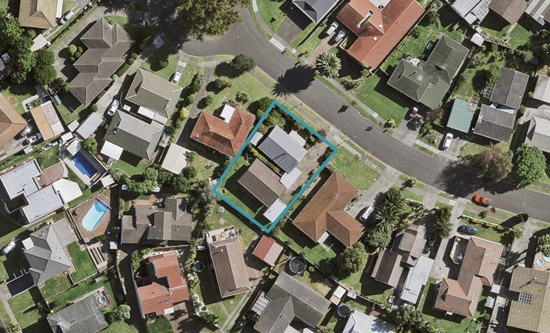 14A Glengowan Place, Conifer Grove, Takanini - Carousel 1