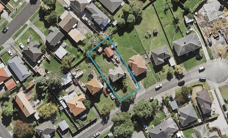 8 Mayn Avenue, Wesley, Auckland - Carousel 1