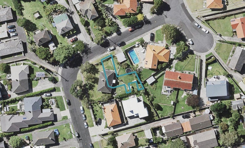 5/12 Fraser Road, Narrow Neck, Auckland - Carousel 1
