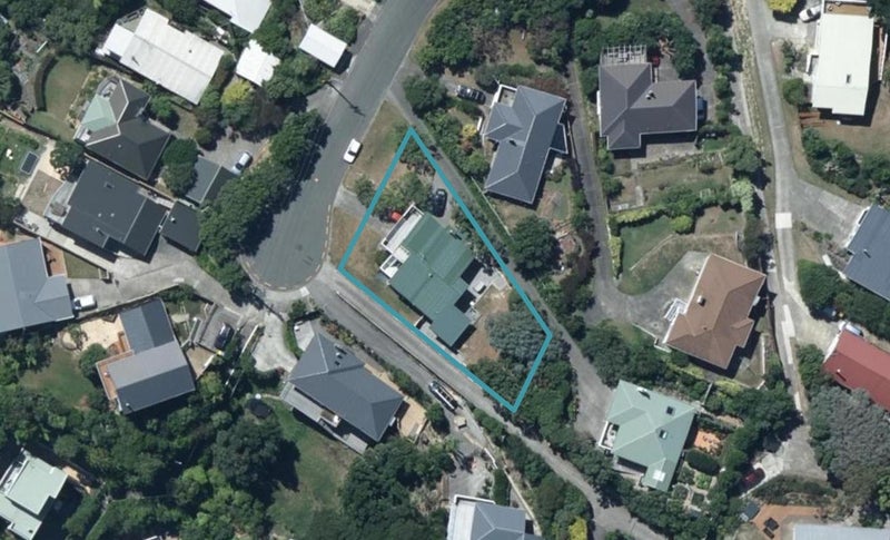 31 Taupo Crescent, Plimmerton, Porirua - Carousel 1