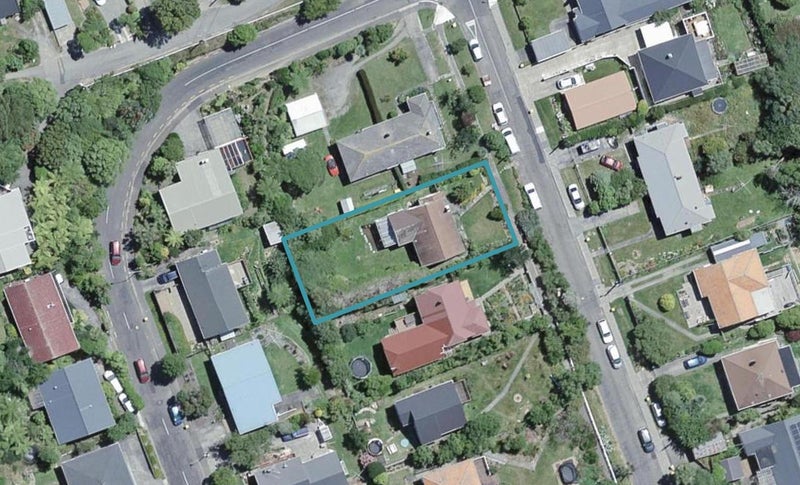 6 St Albans Avenue, Karori, Wellington - Carousel 1