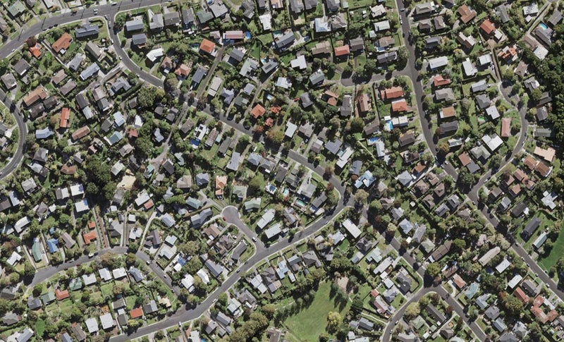 46 Lynden Avenue, Hillcrest, Auckland - Carousel 1