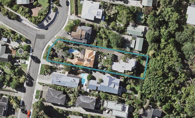 1/56 Parr Terrace, Castor Bay, Auckland - Carousel 1