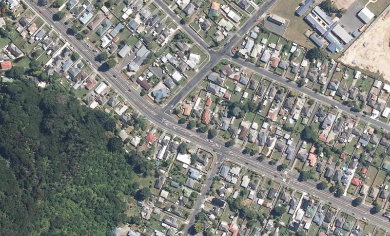 90 Wainuiomata Road, Wainuiomata, Lower Hutt - Carousel 1