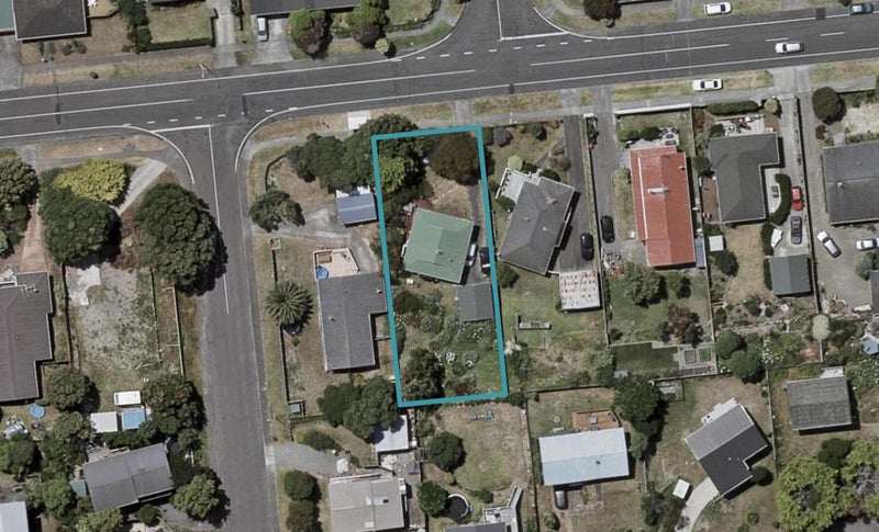 18 Rutherford Drive, Waikanae Beach, Waikanae - Carousel 1