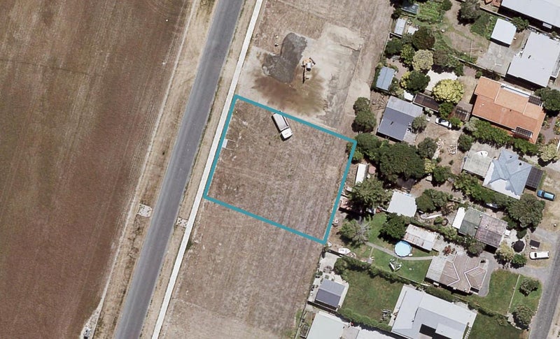 19 Pohutukawa Drive, Eskdale, Eskdale - Carousel 1