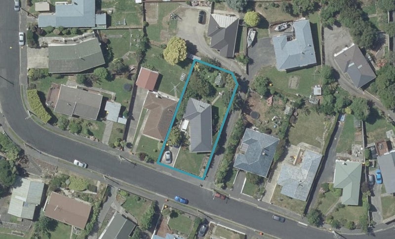 10 Bell Crescent, Concord, Dunedin - Carousel 1