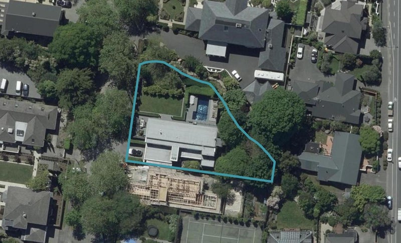 9 Heathfield Avenue, Fendalton, Christchurch - Carousel 1