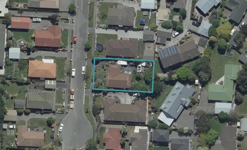 38 Solomon Avenue, Redwood, Christchurch - Carousel 1