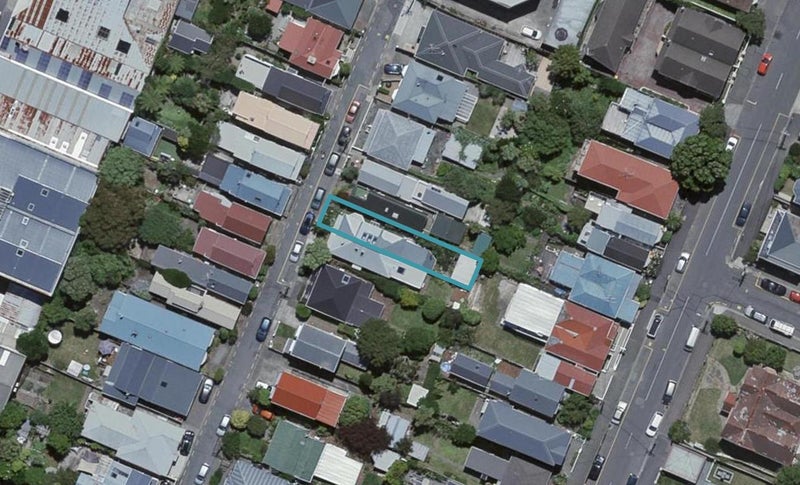 14 Moir Street, Mount Victoria, Wellington - Carousel 1