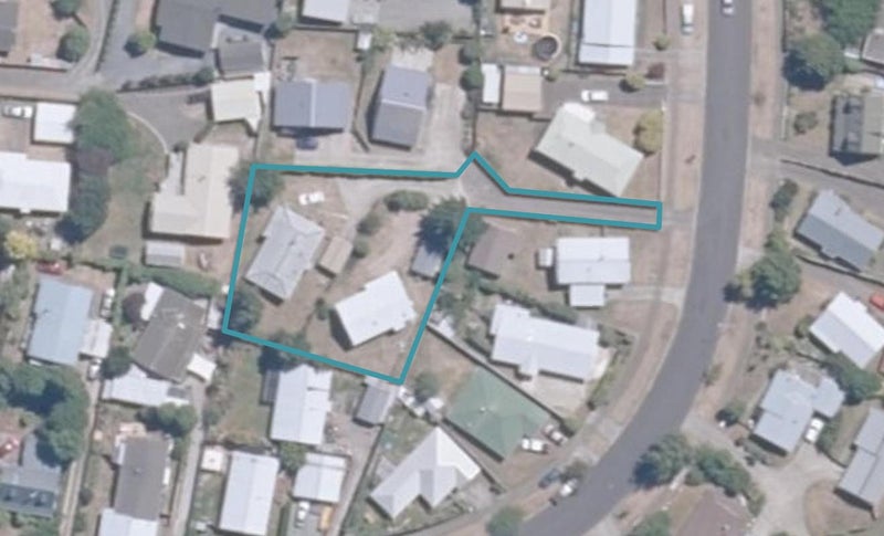 2/46 Arthur Crescent, Hilltop, Taupō - Carousel 1