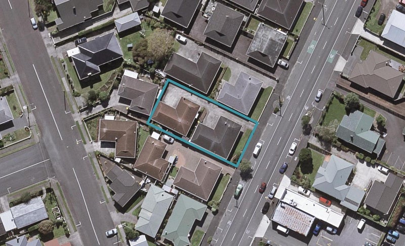 34 Tukapa Street, Westown, New Plymouth - Carousel 1