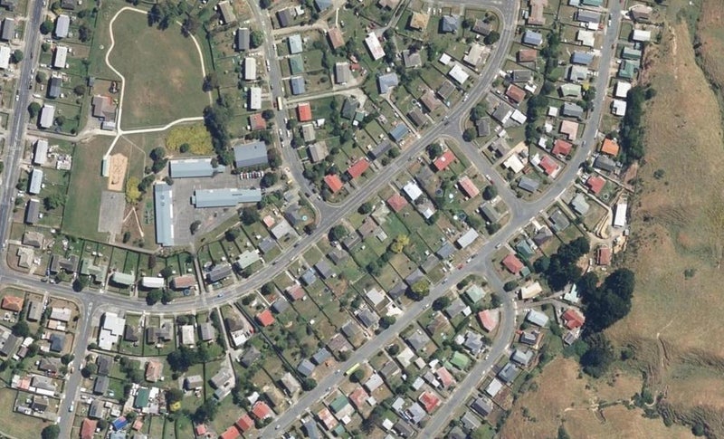 40 Corinna Street, Waitangirua, Porirua - Carousel 1