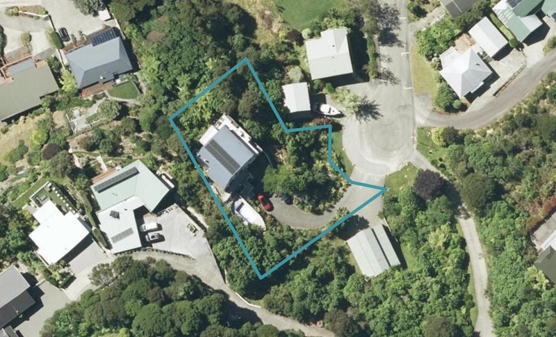 23 Amelia Crescent, Waikawa, Picton - Carousel 1