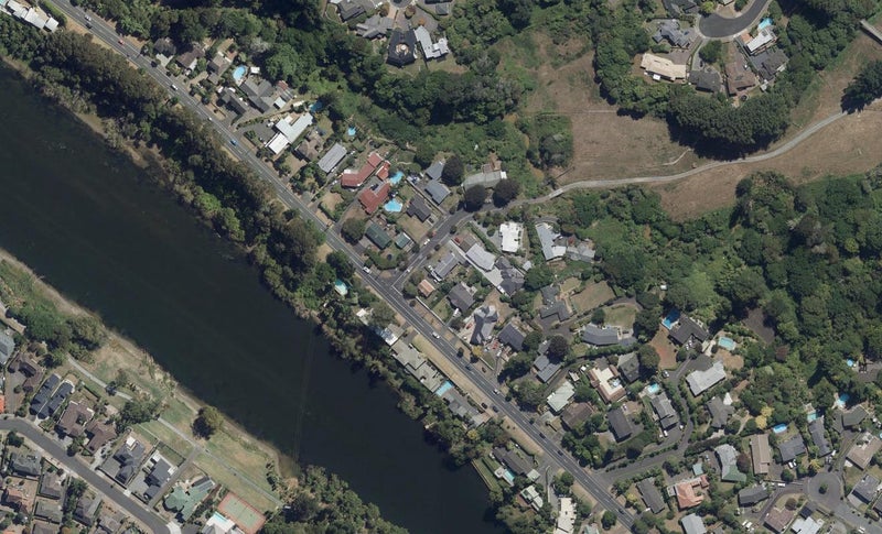 1/2 Tauhara Drive, Queenwood, Hamilton - Carousel 1