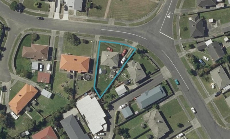 26 Upham Terrace, Roslyn, Palmerston North - Carousel 1