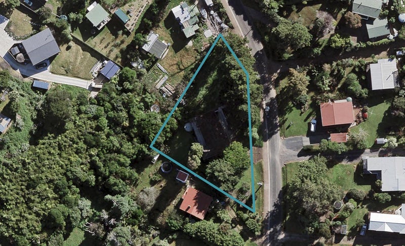 5 Natzka Road, Ostend, Waiheke Island - Carousel 1