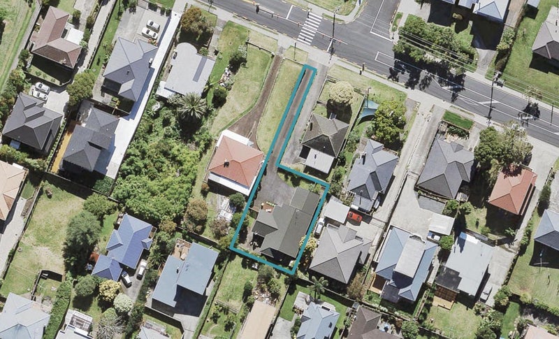 72A Rimu Street, New Lynn, Auckland - Carousel 1