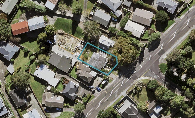 295 Hillsborough Road, Hillsborough, Auckland - Carousel 1