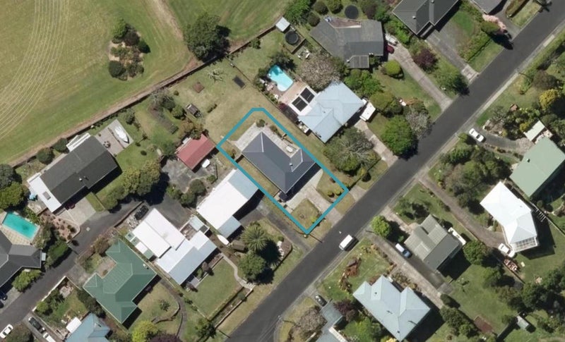 7 Hoey Street, Kamo, Whangarei - Carousel 1