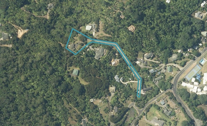 8A Rewa Rewa Valley, Tairua - Carousel 1