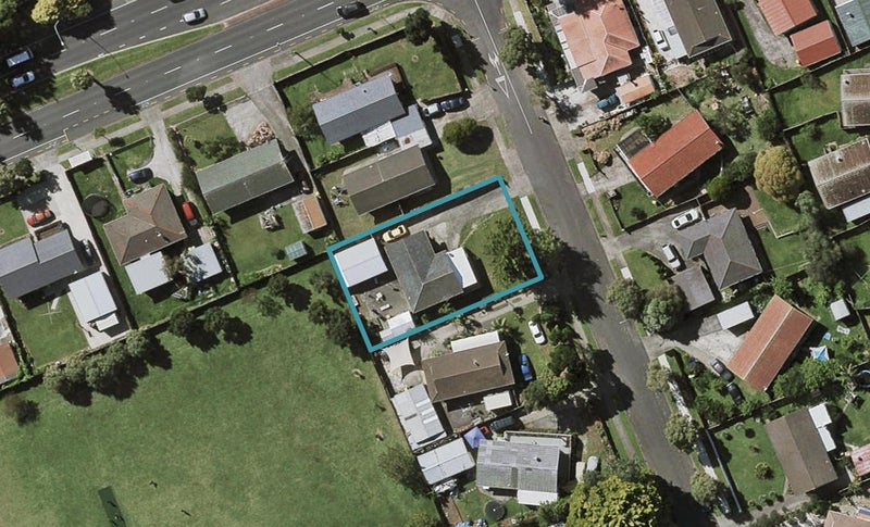 3 Shalimar Place, Clover Park, Auckland - Carousel 1
