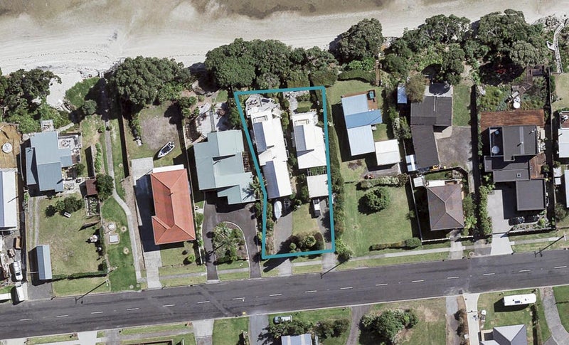 35 Torkar Road, Clarks Beach, Clarks Beach - Carousel 1
