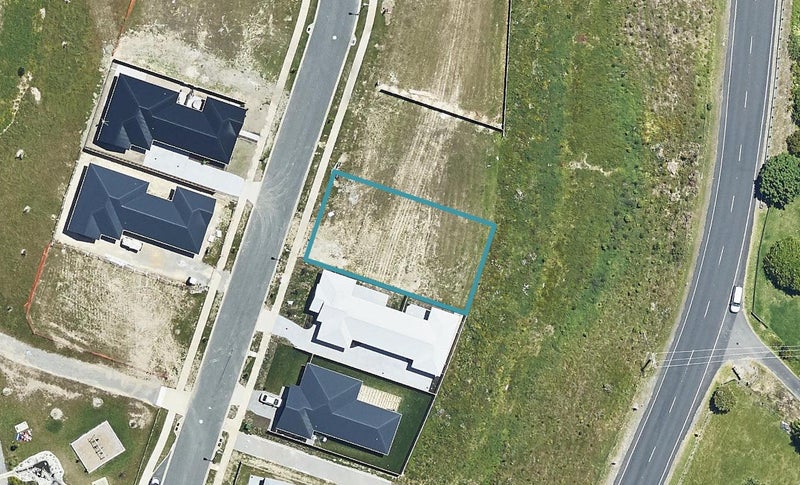 55 Pakanga Grove, Pyes Pa, Tauranga - Carousel 1