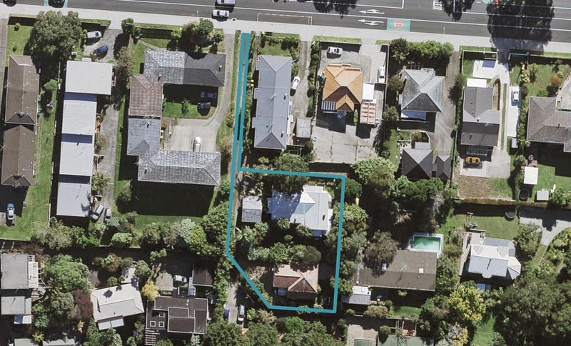 1/232 Onewa Road, Birkenhead, Auckland - Carousel 1