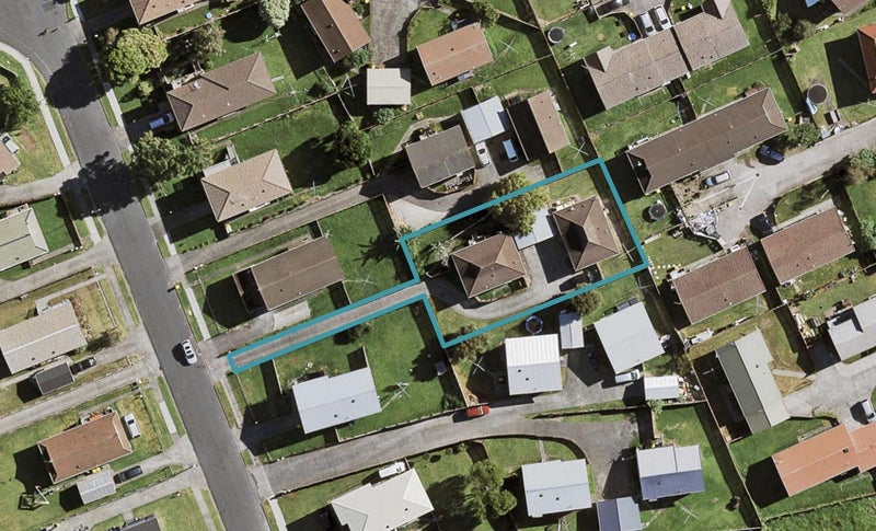 21 Hanford Place, Clendon Park, Auckland - Carousel 1