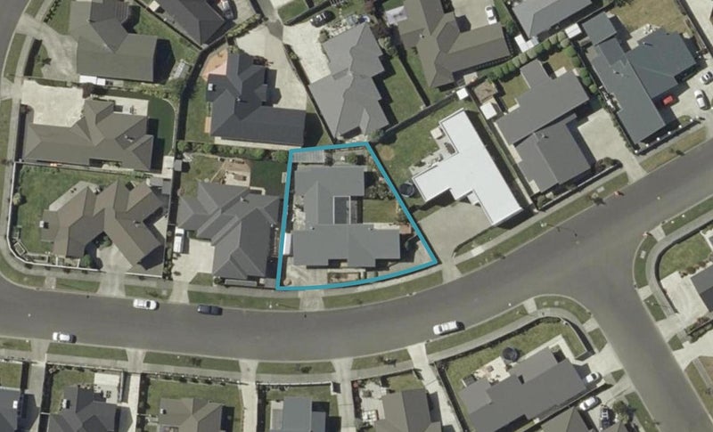 77 Rosalie Terrace, Kelvin Grove, Palmerston North - Carousel 1