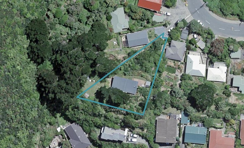 105 Makara Road, Karori, Wellington - Carousel 1