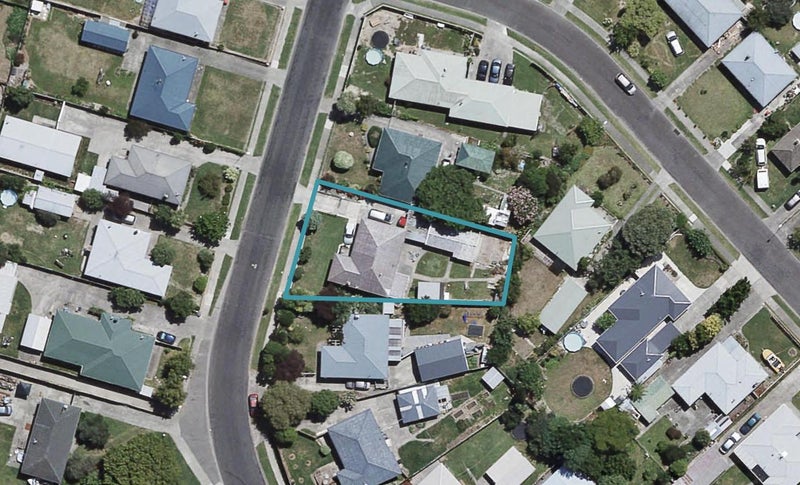 10 Hillary Crescent, Maraenui, Napier - Carousel 1