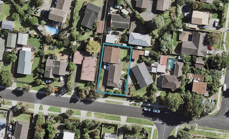 23 Waimai Avenue, Weymouth, Auckland - Carousel 1