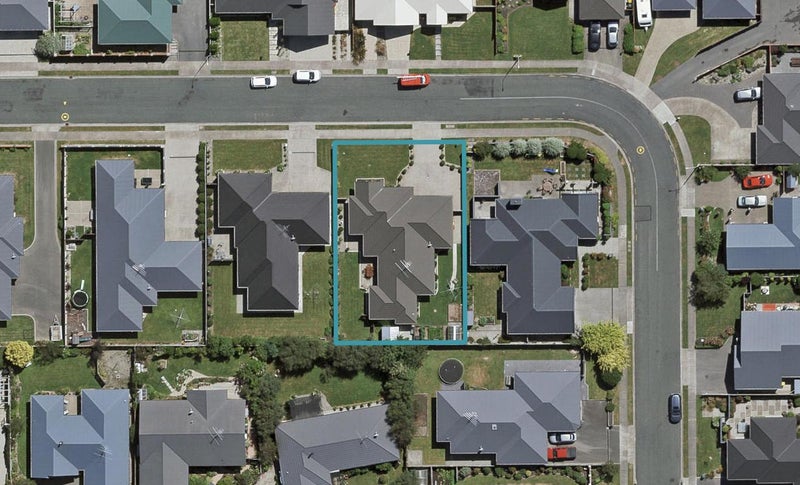 35 Hoffman Court, Waikiwi, Invercargill - Carousel 1