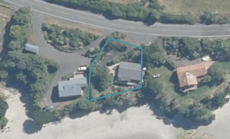 1353 Taieri Mouth Road, Brighton - Carousel 1