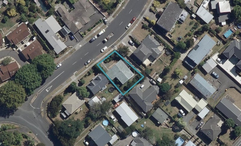 111 Poaka Avenue, Dinsdale, Hamilton - Carousel 1