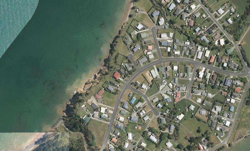 34 Peninsula Parade, Hihi, Mangonui - Carousel 1