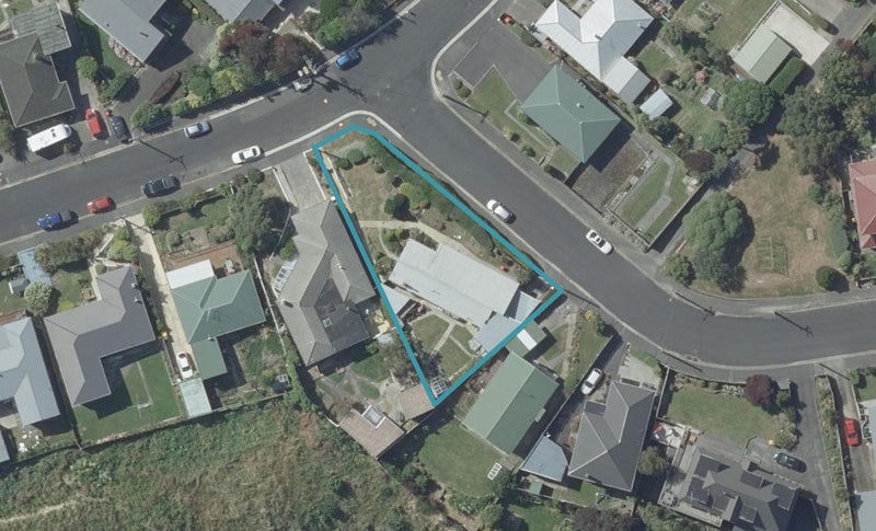 15 Heath Street, Andersons Bay, Dunedin - Carousel 1