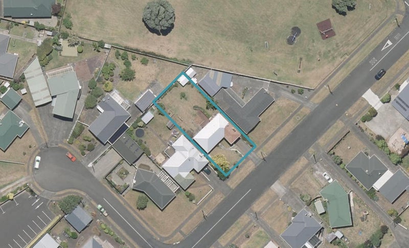 48 Oxford Road, Springvale, Whanganui - Carousel 1