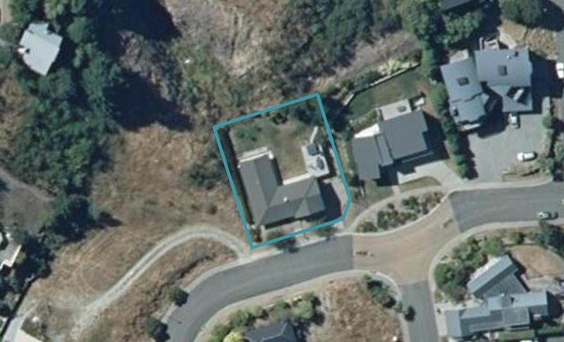 18 Aspen Grove, Fernhill, Queenstown - Carousel 1