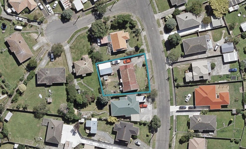 9 Pringle Street, Taita, Lower Hutt - Carousel 1